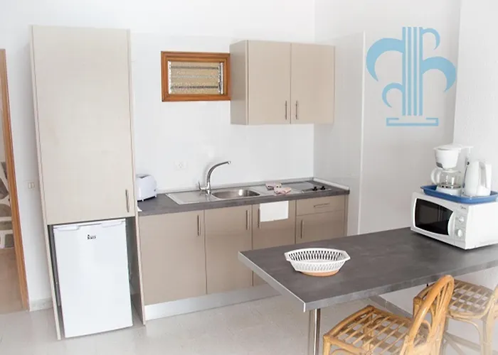 Fuentes لوس كريستيانوس