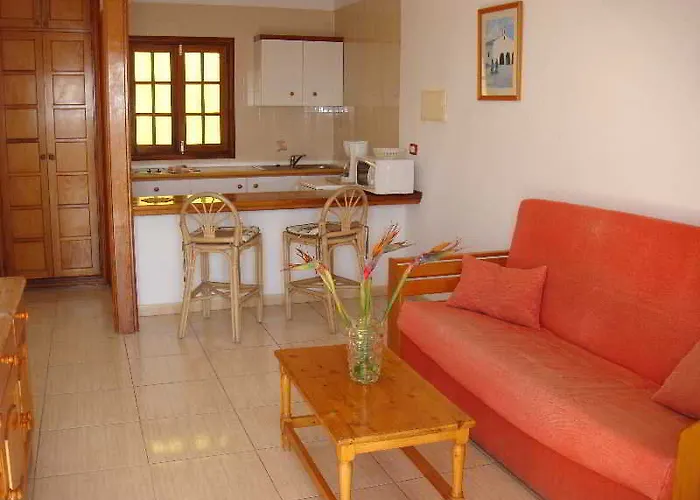 Fuentes 2* Los Cristianos (Tenerife)