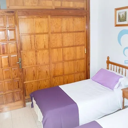 Ξενοδοχείο με διαμερίσματα Fuentes 2*